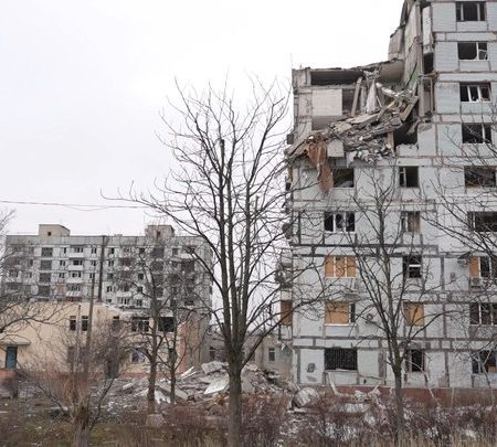 В Украине готовят особый статус для прифронтовых территорий: что может измениться для миллионов людей