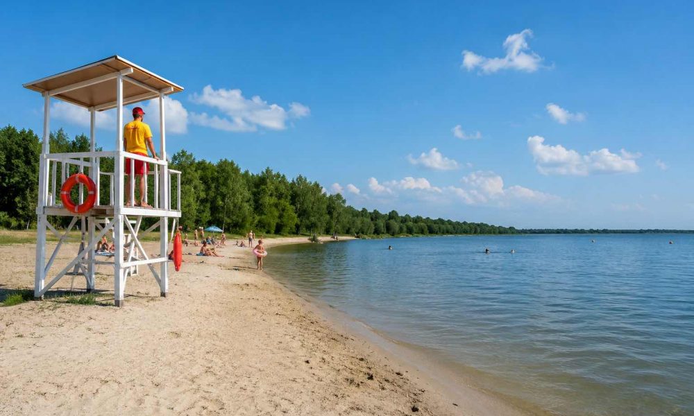 Где можно купаться в Украине в 2026 году: список безопасных пляжей по областям