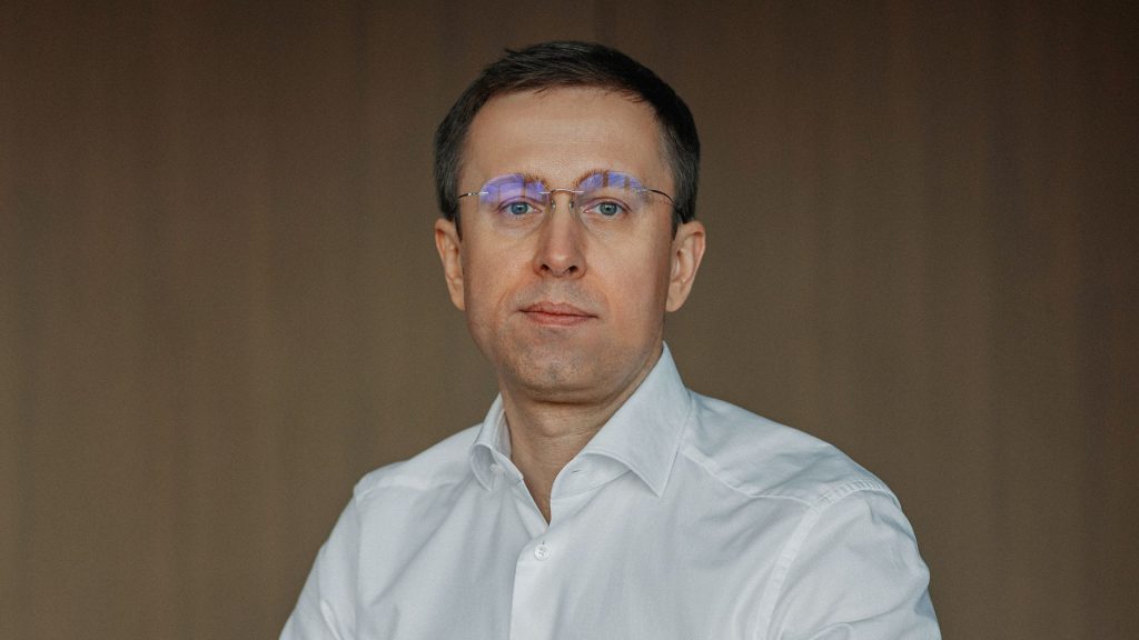 Кто такой Сергей Корецкий — новый премьер-министр Украины: биография, карьера и задачи на должности Кто такой Сергей Корецкий — новый премьер-министр Украины: биография, карьера и задачи на должности