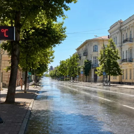 Херсонщину накроет жара до +40°C: синоптики назвали самые горячие дни августа